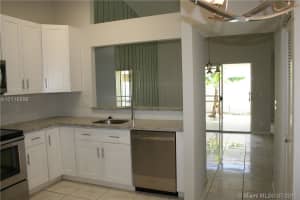 316 W Riverbend Dr, Sunrise, FL 33326, Sold 08/22/16