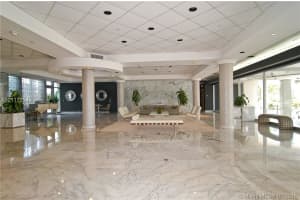 5055 Collins Ave #4a, Miami Beach, FL 33140, Sold 02/15/17