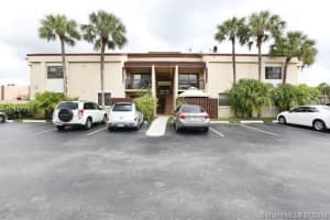 650 W Park Dr, Miami, FL 33172, Sold 09/27/16