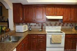978 NW 79th Terrace, Plantation, FL 33324, Sold 11/04/16