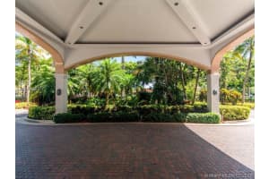 3600 Yacht Club Dr, Aventura, FL 33180, Sold 08/26/16