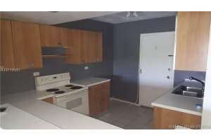 800 NE 195th St, Miami, FL 33179, Sold 11/23/16