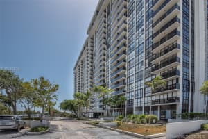 600 NE 36th St STE C11, Miami, FL 33137, Sold 10/31/16