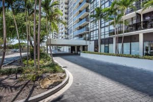 600 NE 36th St STE C11, Miami, FL 33137, Sold 10/31/16