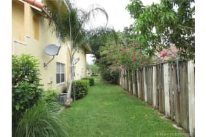 15655 SW 74th Cir Dr, Miami, FL 33193, Sold 05/30/17