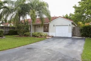 10323 NW 56th St, Doral, FL 33178, Sold 09/29/16