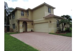 109 SW 206th Ave, Pembroke Pines, FL 33029, Sold 09/19/16