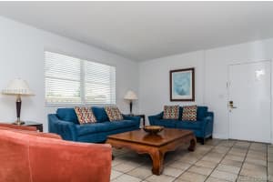 834 Ocean Dr, Miami Beach, FL 33139, Sold 02/28/17