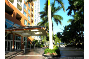 2000 N Bayshore Dr, Miami, FL 33137, Sold 11/30/17