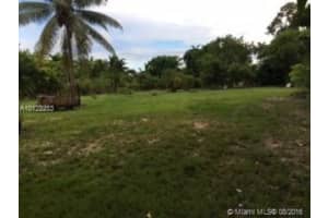 11820 SW 43rd St, Miami, FL 33175, Sold 09/14/16