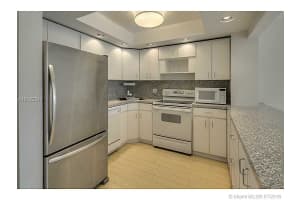 1000 Michigan Ave, Miami Beach, FL 33139, Sold 10/14/16