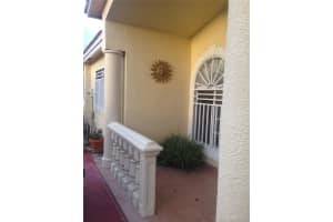 17235 NW 74th Pl, Hialeah, FL 33015, Sold 10/25/16