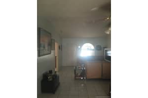 17235 NW 74th Pl, Hialeah, FL 33015, Sold 10/25/16