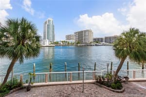 121 Golden Isles Dr, Hallandale Beach, FL 33009, Sold 04/28/17
