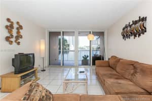 121 Golden Isles Dr, Hallandale Beach, FL 33009, Sold 04/28/17