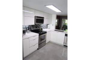 778 NW 91st Terrace, Plantation, FL 33324, Sold 08/25/16