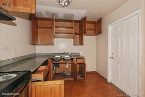15221 NE 6th Ave, Miami, FL 33162, Sold 10/12/16