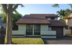 8341 SW 39th Ct, Davie, FL 33328, Sold 10/18/16