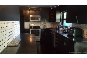 8341 SW 39th Ct, Davie, FL 33328, Sold 10/18/16
