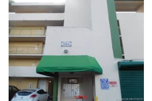 8860 Fontainebleau Blvd, Miami, FL 33172, Sold 11/14/16