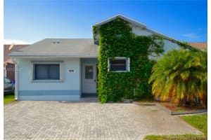 11011 SW 11th Ct, Pembroke Pines, FL 33025, Sold 09/30/16