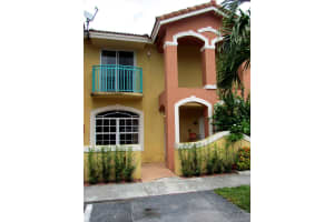 7095 NW 173rd Dr, Hialeah, FL 33015, Sold 10/14/16