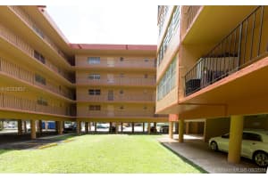 1810 W 56th St, Hialeah, FL 33012, Sold 09/16/16