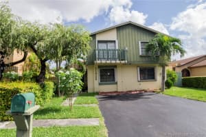11525 SW 32nd Ln, Miami, FL 33165, Sold 10/14/16