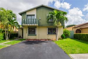 11525 SW 32nd Ln, Miami, FL 33165, Sold 10/14/16