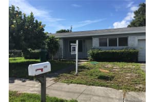 2450 NE 215th St, Miami, FL 33180, Sold 09/26/16