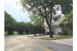 9813 NW 45th Ln, Doral, FL 33178, Sold 09/29/16