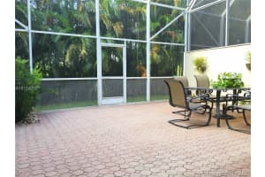 9813 NW 45th Ln, Doral, FL 33178, Sold 09/29/16