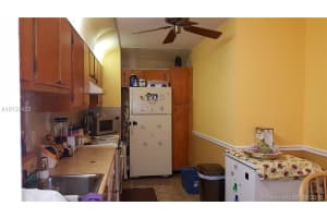 8381 NW 37th Pl, Sunrise, FL 33351, Sold 12/01/16