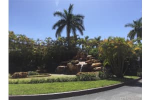 9354 SW 77th Ave APT I7, Miami, FL 33156, Sold 09/08/16