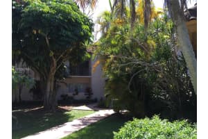 9354 SW 77th Ave APT I7, Miami, FL 33156, Sold 09/08/16