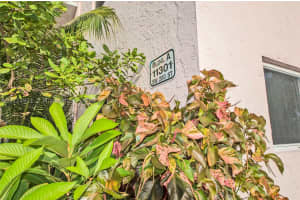 11301 SW 200th St #310a, Miami, FL 33157, Sold 09/09/16
