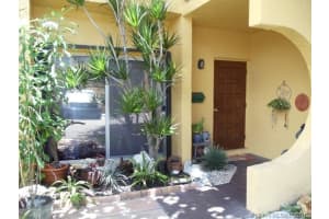 13715 SW 84th St, Miami, FL 33183, Sold 09/30/16