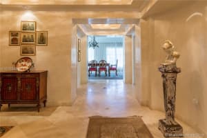 6711 Windsor Ln, Miami Beach, FL 33141, Sold 08/31/17
