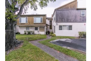 8119 Lagos De Campo Blvd, Tamarac, FL 33321, Sold 10/07/16