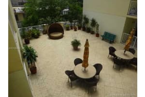 126 SW 17th Rd, Miami, FL 33129, Sold 10/12/16