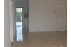 18862 NW 86th Ct, Hialeah, FL 33015, Sold 10/20/16