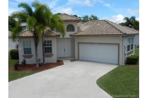 2806 Augusta Dr, Homestead, FL 33035, Sold 11/10/17