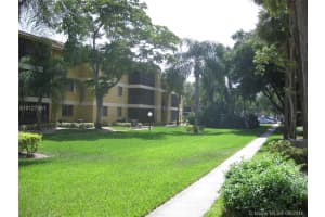 3013 N Oakland Forest Dr, Oakland Park, FL 33309, Sold 09/28/16