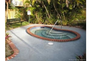 6900 N Kendall Dr APT A201, Pinecrest, FL 33156, Sold 10/12/16