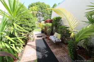 17233 SW 112th Pl # Ii2932, Miami, FL 33157, Sold 08/25/17