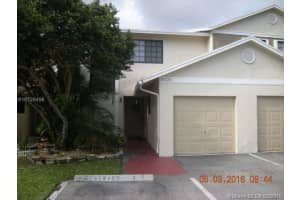 10720 NW 10th St, Pembroke Pines, FL 33026, Sold 09/23/16