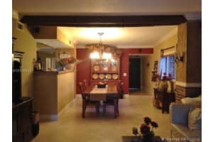 19240 NW 65th Ct, Hialeah, FL 33015, Sold 11/28/16
