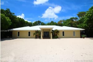 137 N Sunrise Dr, Tavernier, FL 33070, Sold 07/24/17