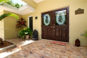 137 N Sunrise Dr, Tavernier, FL 33070, Sold 07/24/17