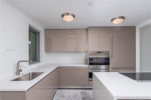 1201 20th St, Miami Beach, FL 33139, Sold 06/21/17